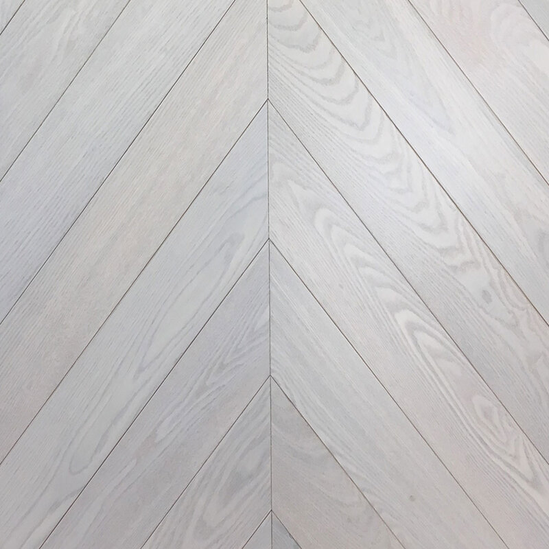  Wood Bee Herringbone Ясень Мунлайт браш матовый Moonlight, UV-лак gloss 5-9% (левая)