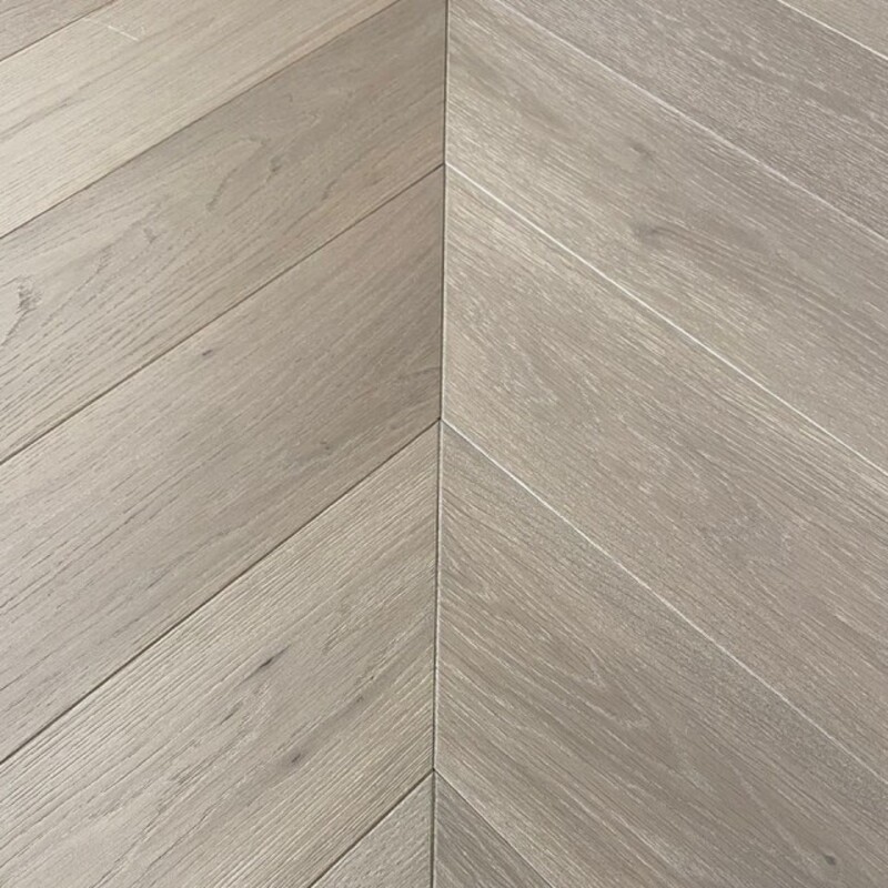  CROWNWOOD Urban Французская елка (45°) Дуб (Decor-18), натур-селект, Лак 785 x 125 x 14 / 1.57м2