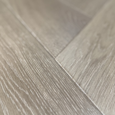 HM Flooring Итальянская ёлка Дуб Прайм Шугар лак с фаской (фото 3)