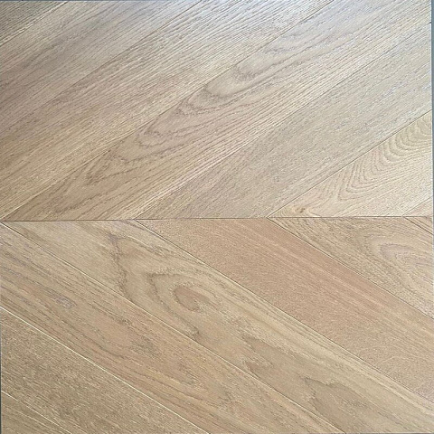 CROWNWOOD Urban Французская елка (45°) Дуб Honey натур-селект, Лак 785 x 125 x 14 / 1.57м2 (фото 1)