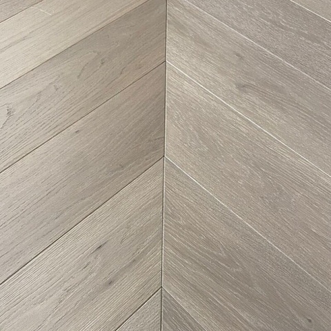 CROWNWOOD Urban Французская елка (45°) Дуб (Decor-18), натур-селект, Лак 785 x 125 x 14 / 1.57м2 (фото 1)