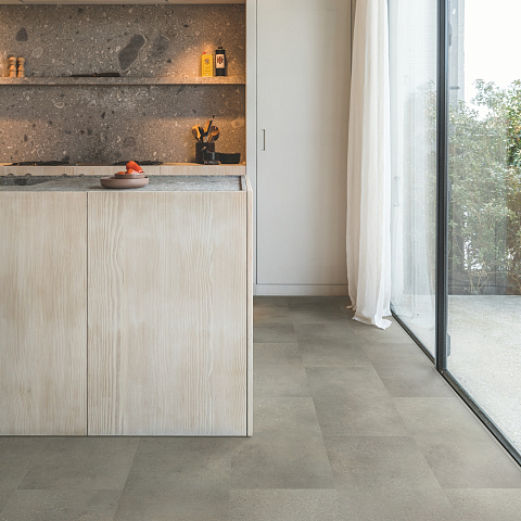 ПВХ-плитка Quick-Step QS Alpha Vinyl Tiles AVST 40234 Бетонный камень (фото 5)